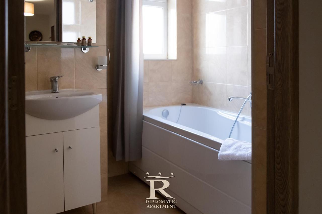 Apartament Modern Rivulus 28 Μπάια Μάρε Εξωτερικό φωτογραφία